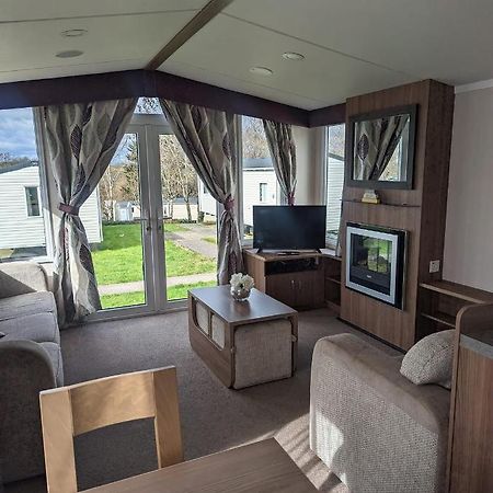 Swift Holidays At Combe Haven Holiday Park Hastings Bagian luar foto