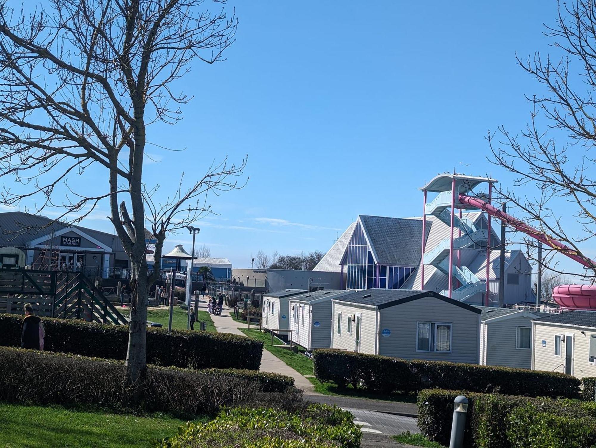 Swift Holidays At Combe Haven Holiday Park Hastings Bagian luar foto