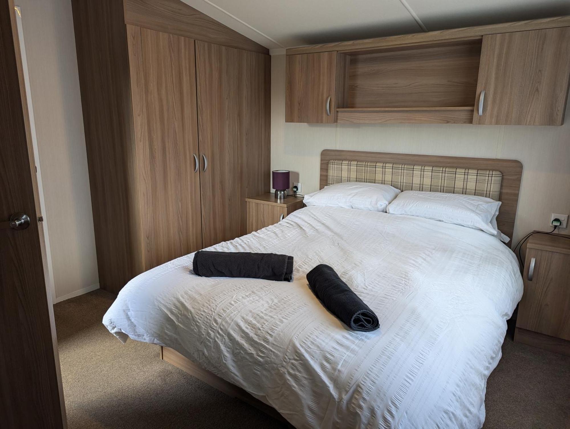 Swift Holidays At Combe Haven Holiday Park Hastings Bagian luar foto